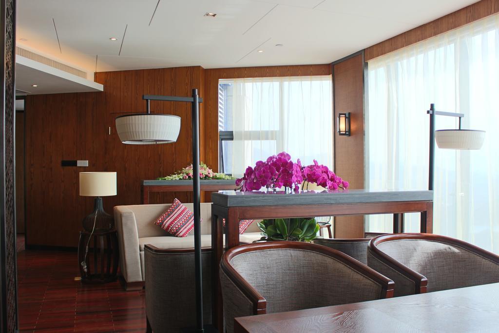 Ssaw Boutique Hotel Delan Mogan Mountain Deqing Room photo